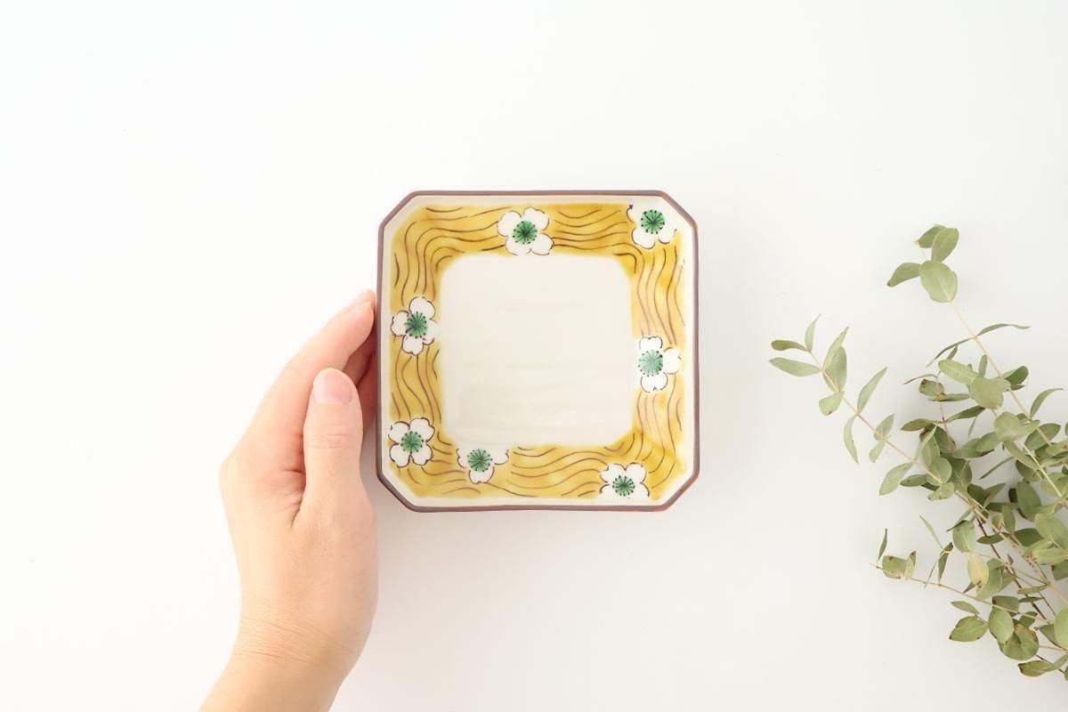Kutani Bitoen Square Plate White Flower | Sauce Plate Kutani Ware