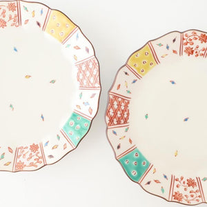Kutani Bitoen Plate Kimono Design 1 9.5㎝/7.7in | Kutani Ware