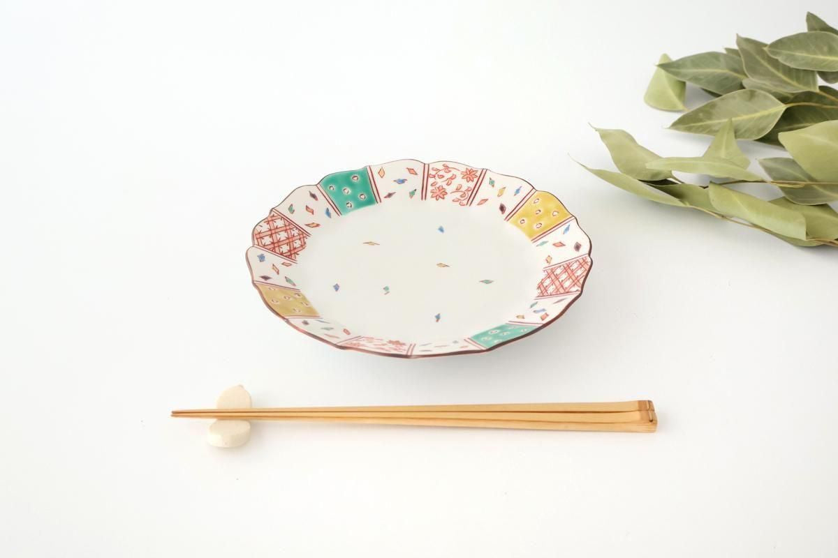 Kutani Bitoen Plate Kimono Design 1 9.5㎝/7.7in | Kutani Ware