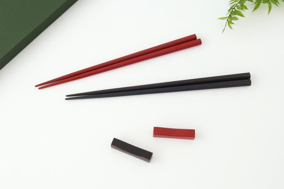 [Pair set] KORINDO Chopsticks and Chopstick Rests Black and Red
