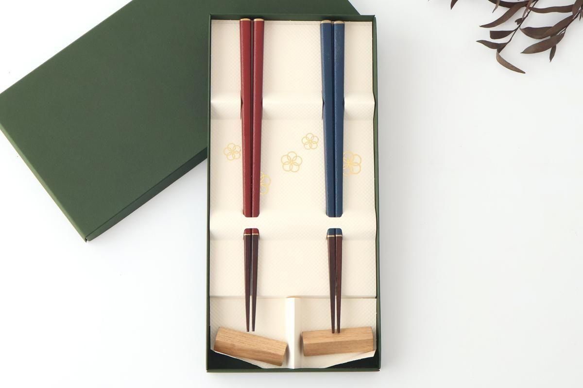 [Pair set] KORINDO Chopsticks and Chopstick Rests Black/Red with Gold Lines