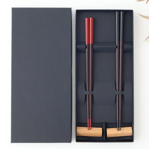 [Pair set] KORINDO  Black and Red Chopsticks and Wooden Chopstick Rests