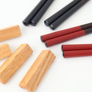 [Pair set] KORINDO  Black and Red Chopsticks and Wooden Chopstick Rests