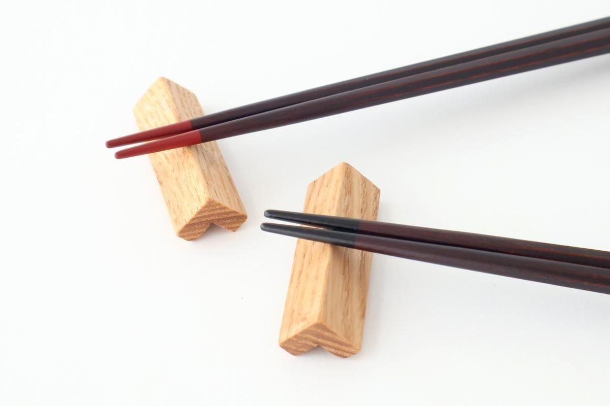 [Pair set] KORINDO  Black and Red Chopsticks and Wooden Chopstick Rests