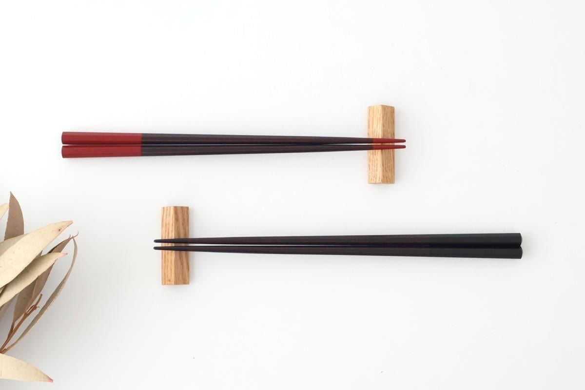 [Pair set] KORINDO  Black and Red Chopsticks and Wooden Chopstick Rests