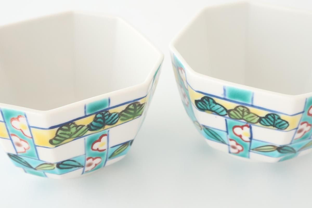 Biseki Kiln Octagonal Small Bowl Shochikubai Pattern | Kobachi Kutani Ware