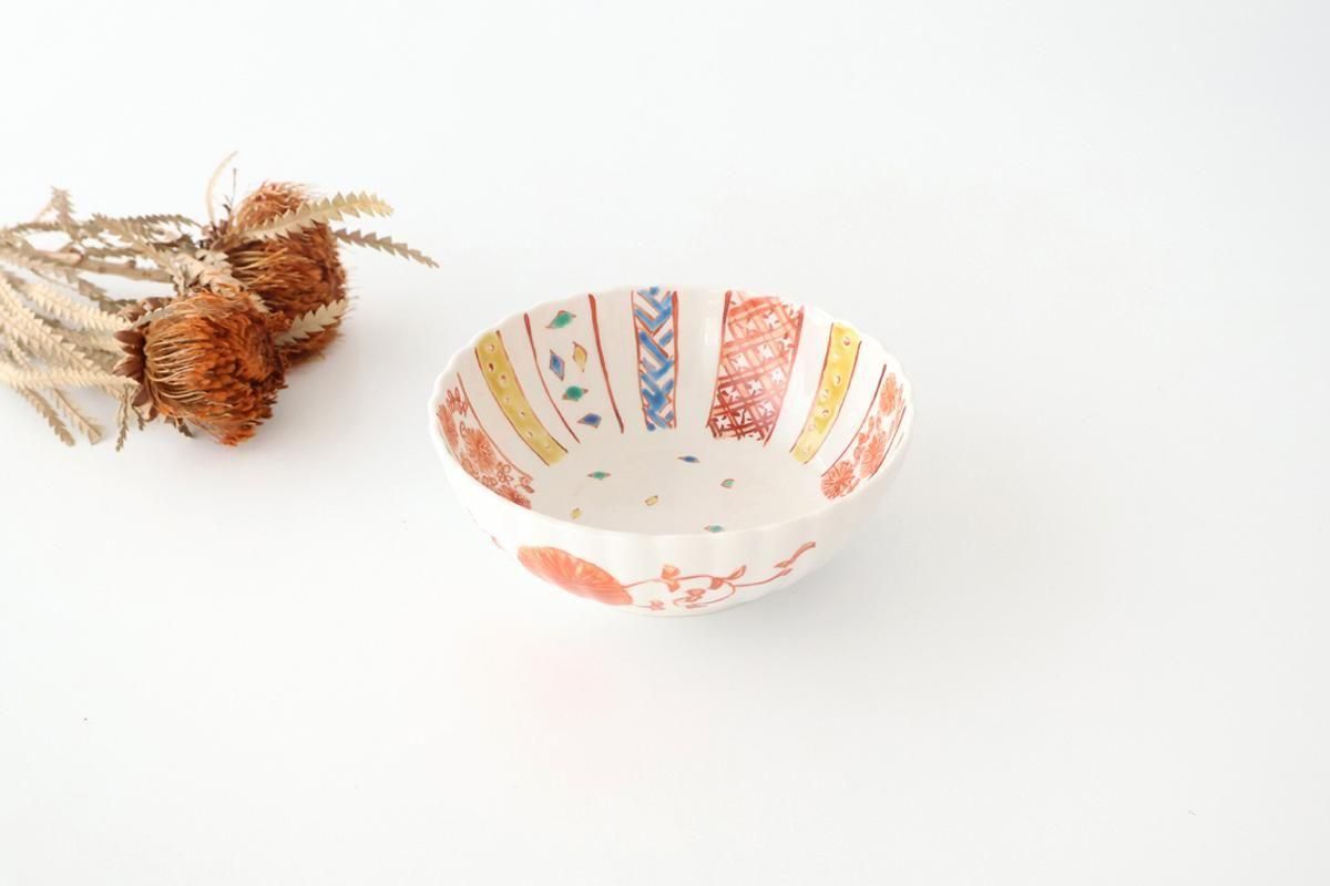 Kutani Bitoen Chrysanthemum-shaped Bowl Komon Kimono | Kobachi Kutani Ware