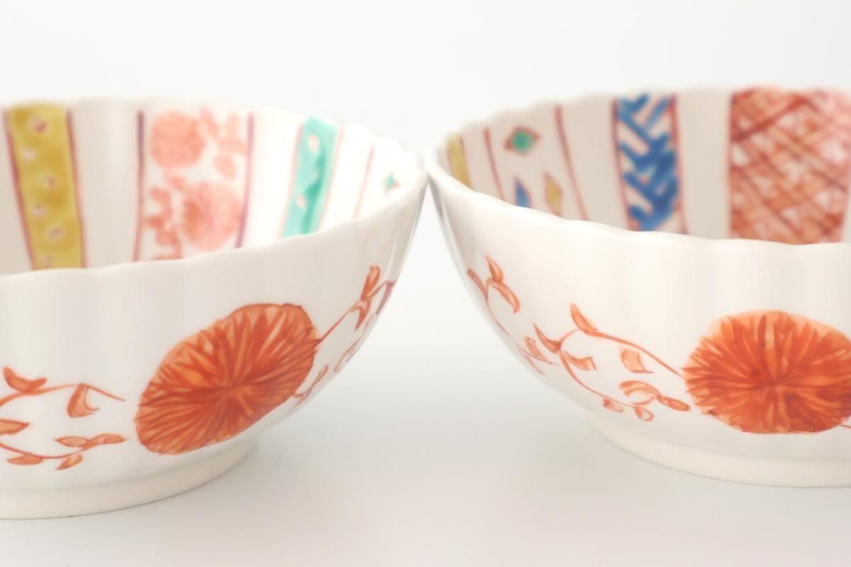 Kutani Bitoen Chrysanthemum-shaped Bowl Komon Kimono | Kobachi Kutani Ware