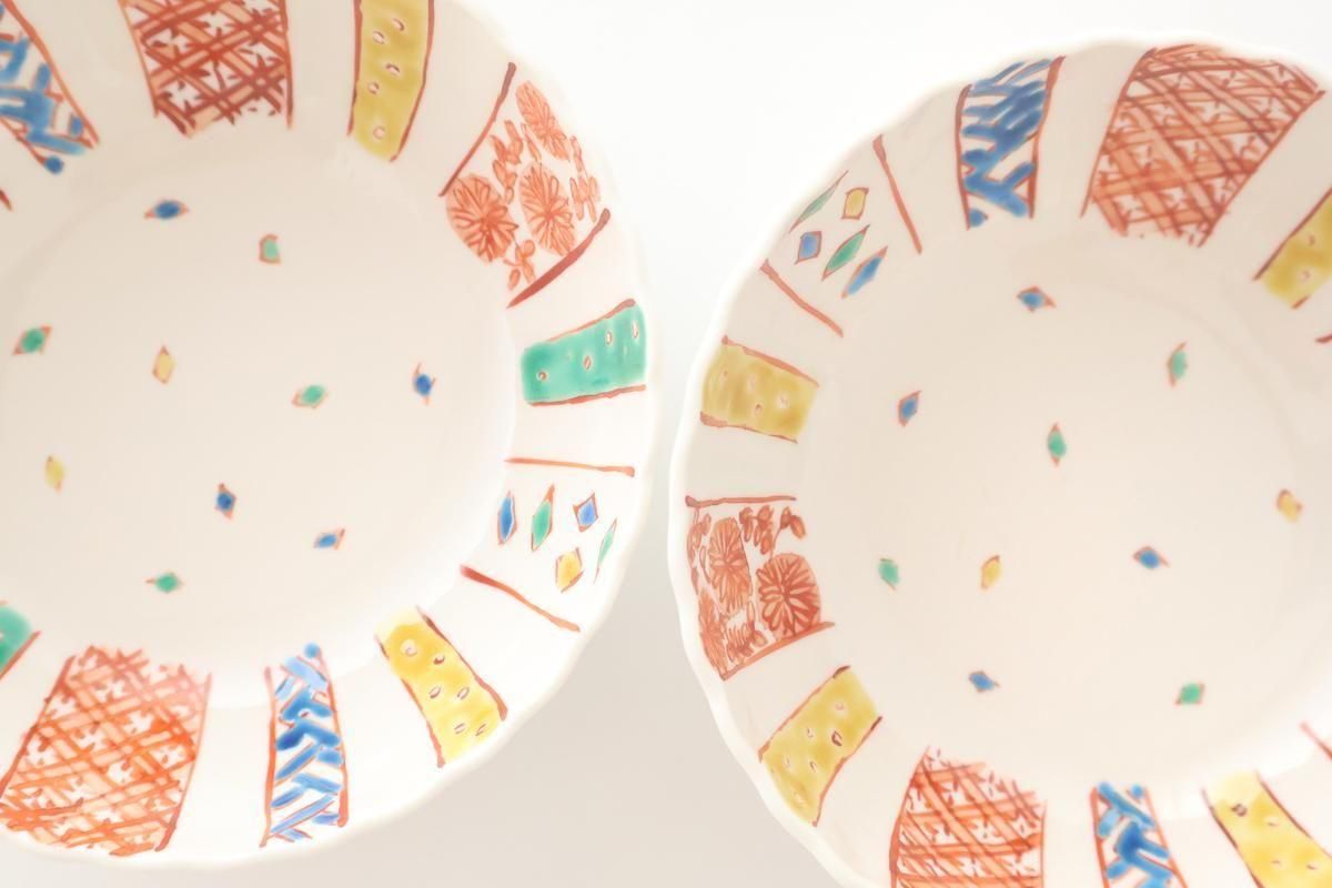 Kutani Bitoen Chrysanthemum-shaped Bowl Komon Kimono | Kobachi Kutani Ware