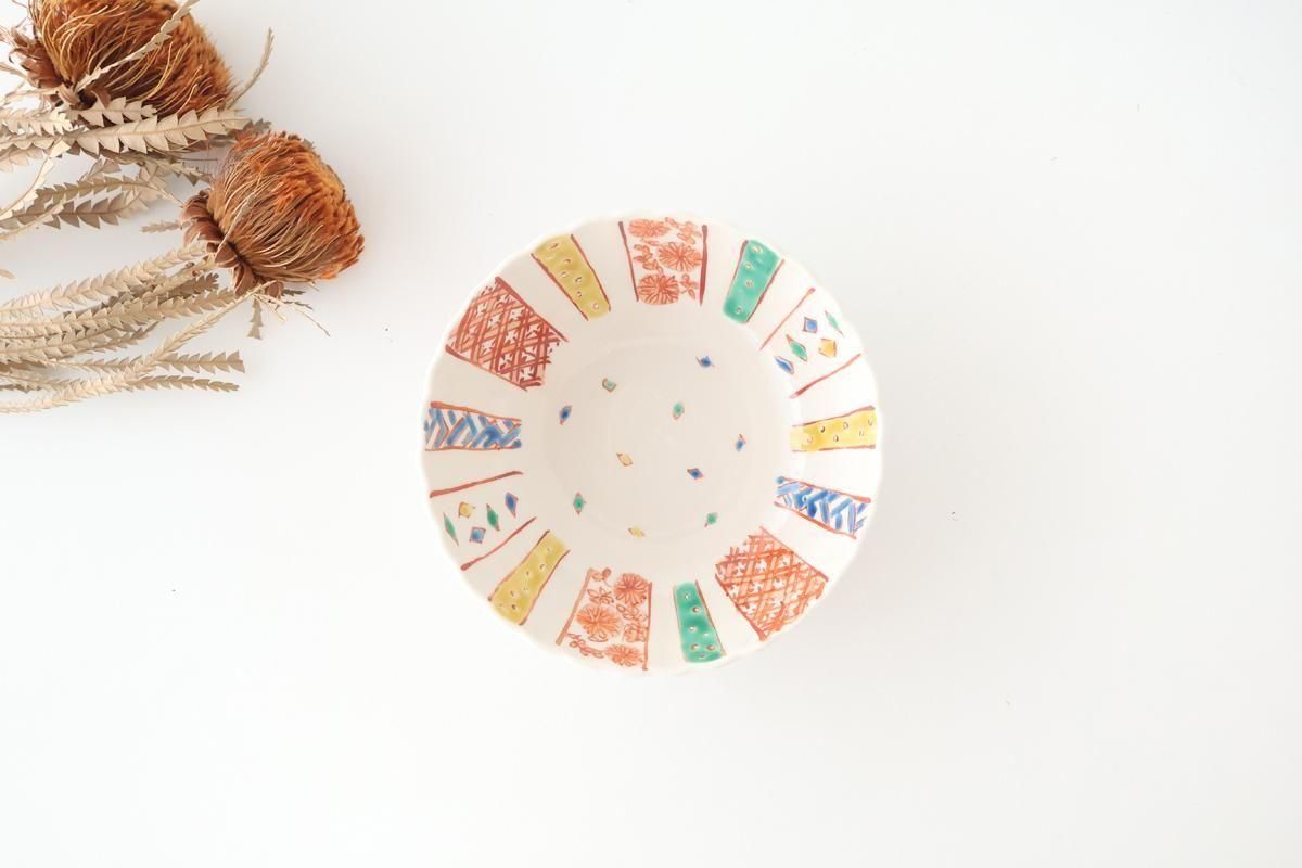 Kutani Bitoen Chrysanthemum-shaped Bowl Komon Kimono | Kobachi Kutani Ware