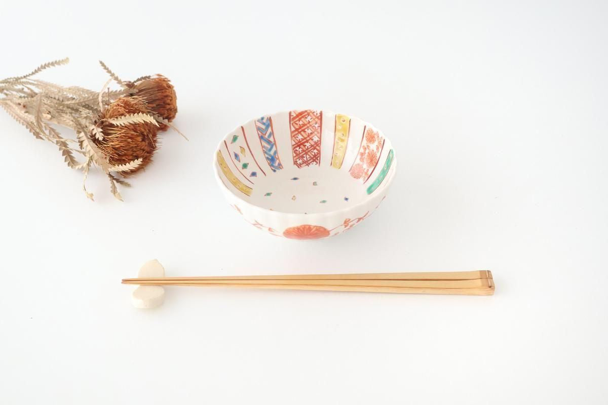 Kutani Bitoen Chrysanthemum-shaped Bowl Komon Kimono | Kobachi Kutani Ware