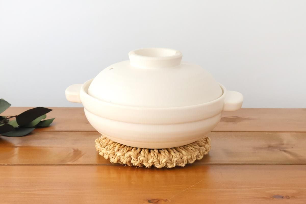 Kamoshika Dogu Store Donabe White Regular Size | Japanese Clay Pot