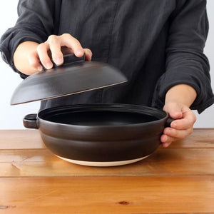 Kamoshika Dogu Store Donabe Black Regular Size | Japanese Clay Pot