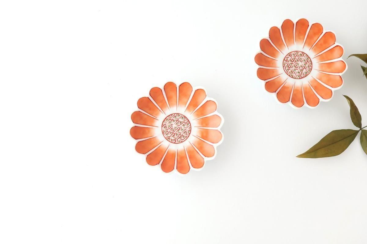 Chrysanthemum-shaped Sauce Plate Red Flower | Arita Ware