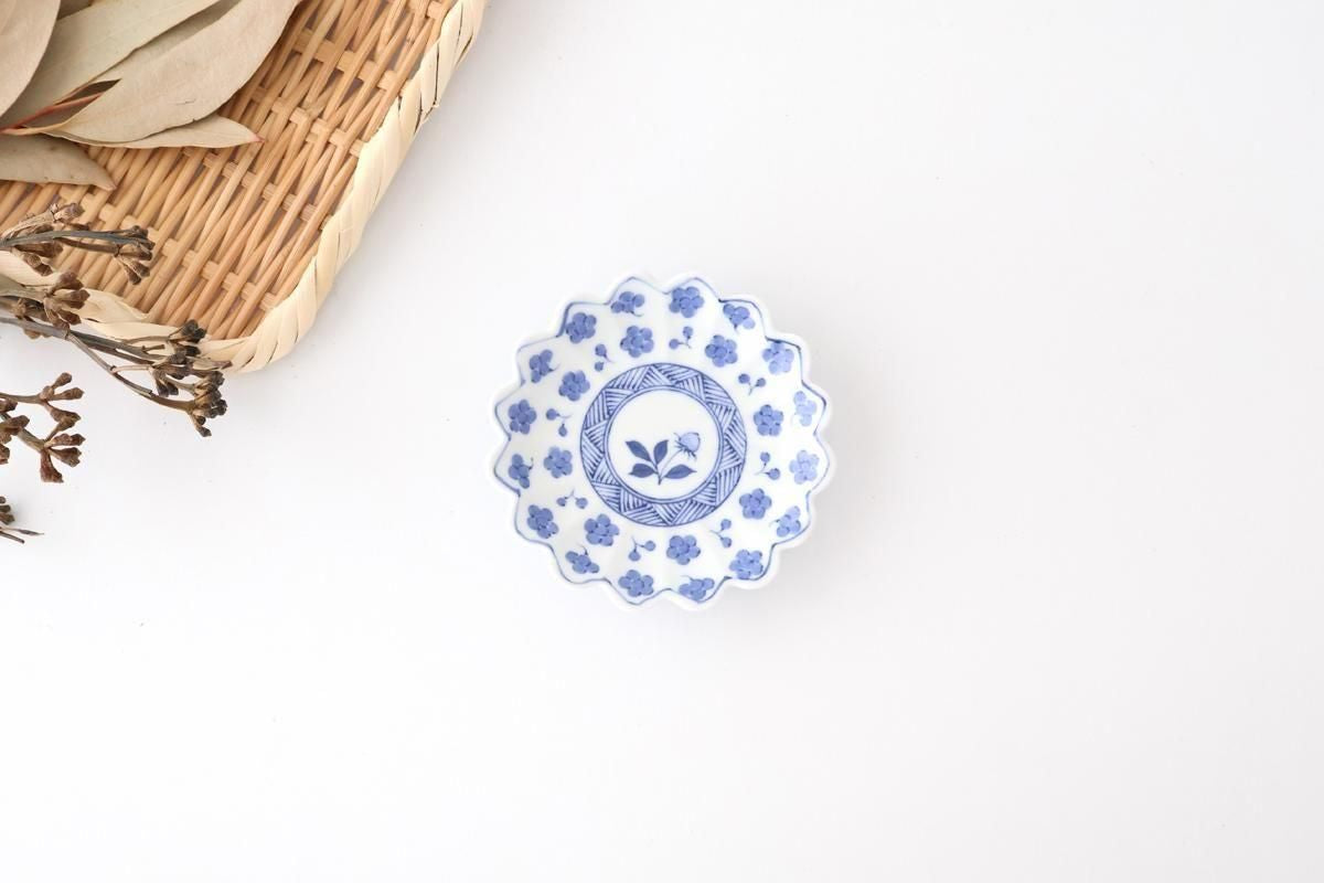 Chrysanthemum-shaped Sauce Plate Blue Plum | Arita Ware