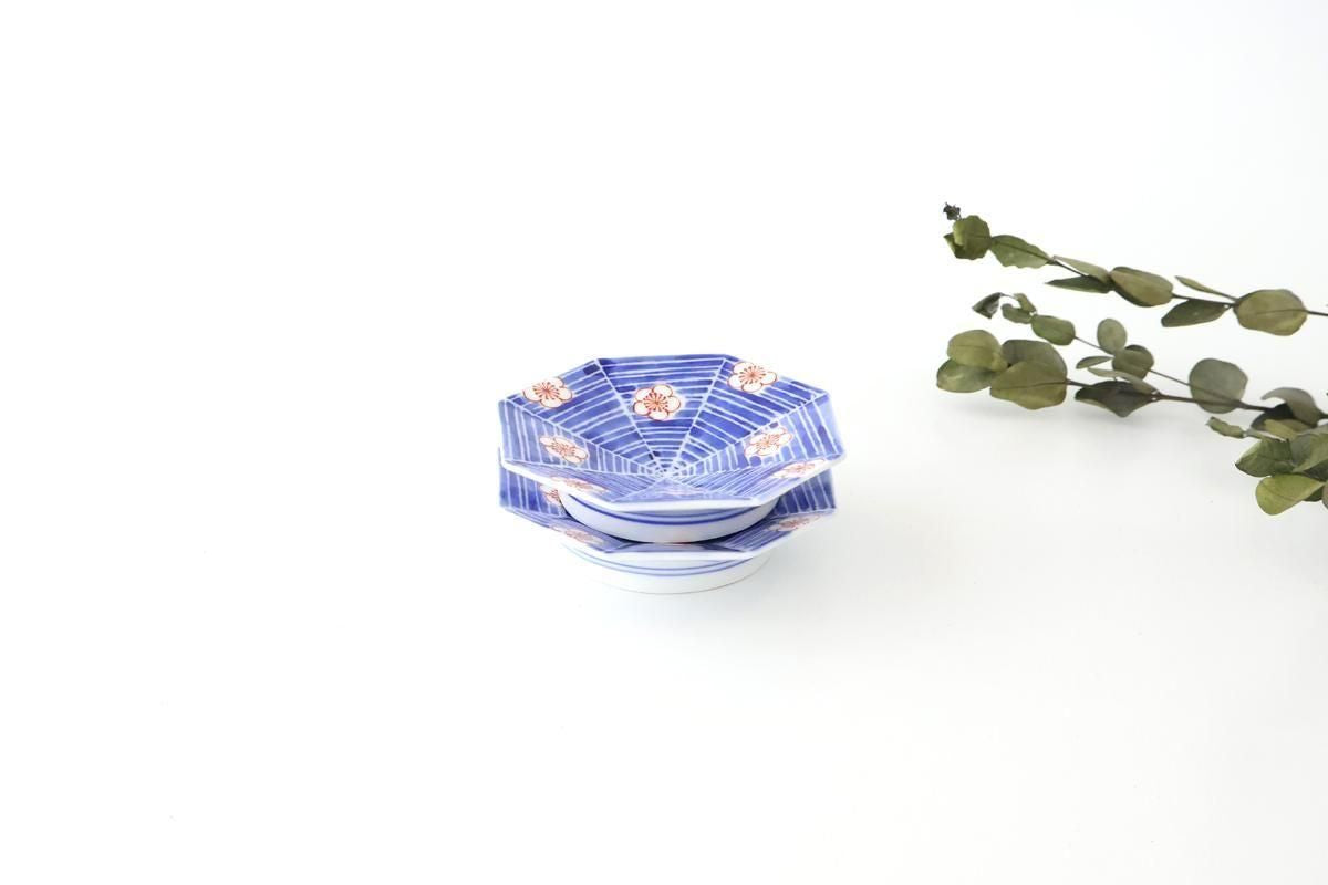Octagonal Sauce Plate Red Plum on Blue Background | Arita Ware