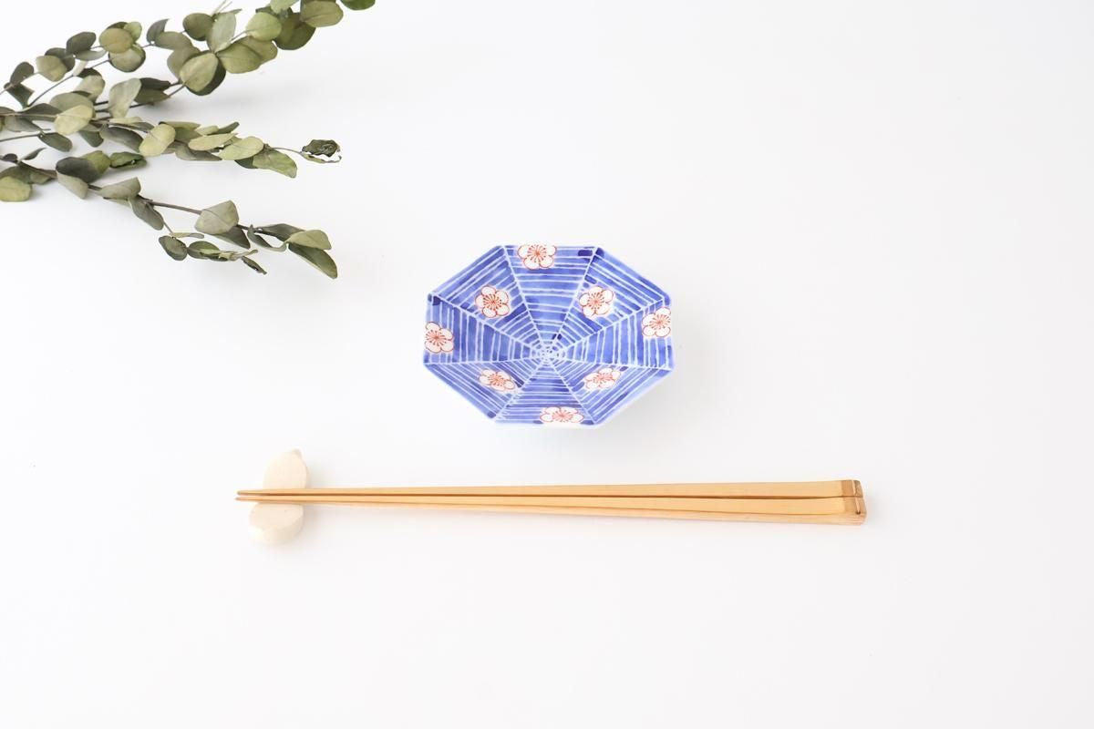 Octagonal Sauce Plate Red Plum on Blue Background | Arita Ware