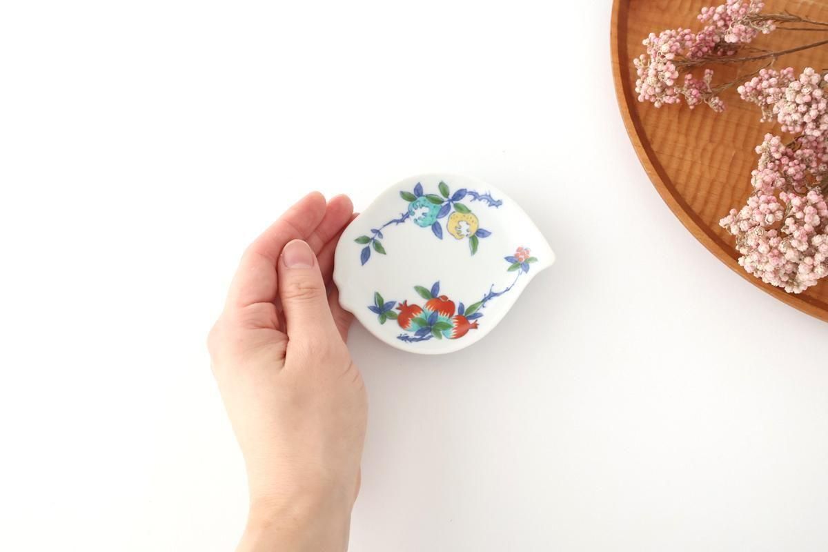 Peach-shaped Sauce Plate Three-fruit Design | Arita Ware