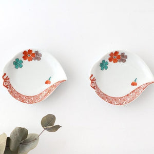 Peach-shaped Sauce Plate Red Cherry Blossom | Arita Ware