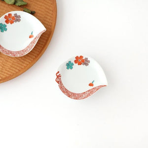 Peach-shaped Sauce Plate Red Cherry Blossom | Arita Ware