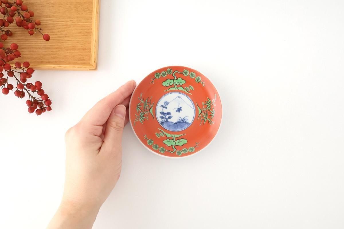 Round Sauce Plate Shochikubai and Mt.fuji | Arita Ware