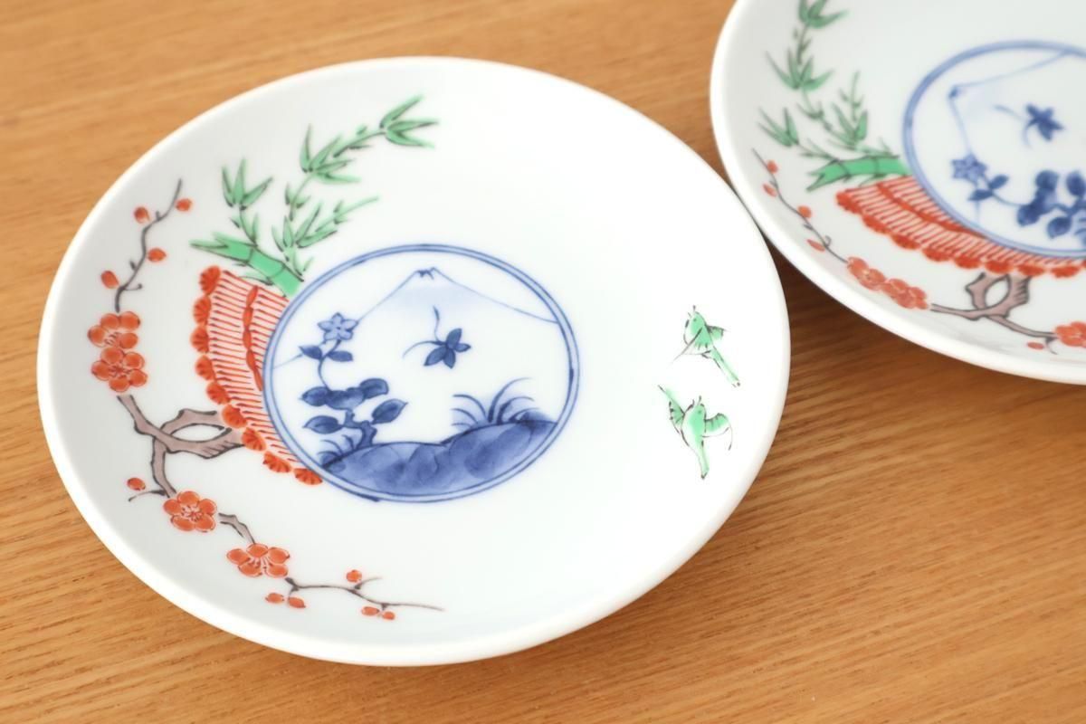 Round Sauce Plate Plum,Warbler and Mt.fuji | Arita Ware