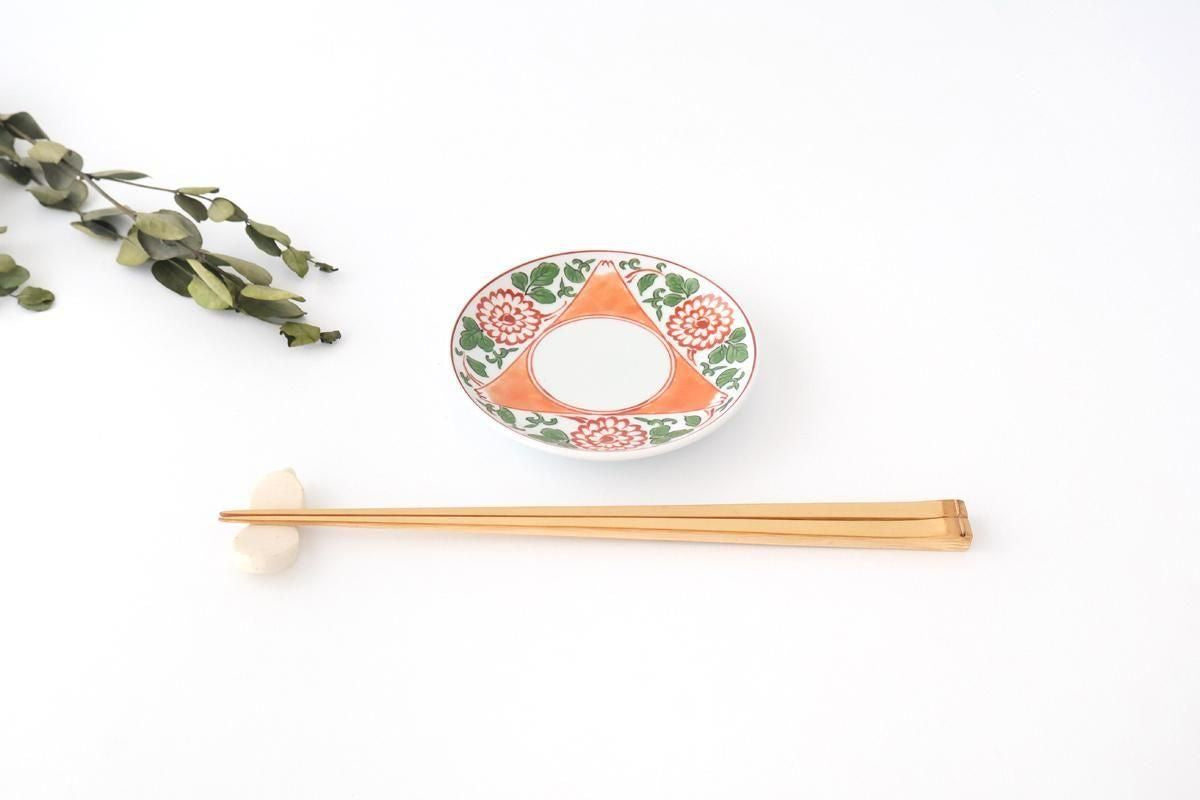 Round Sauce Plate Mt. Fuji and Chrysanthemums | Arita Ware