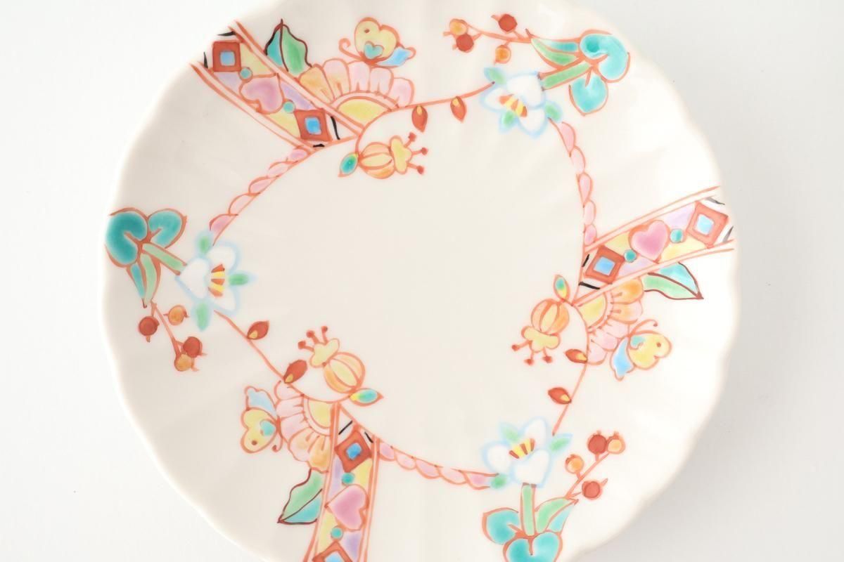 Ginshu Kiln Chrysanthemum-shaped Plate Flower and Butterfly | Kutani Ware