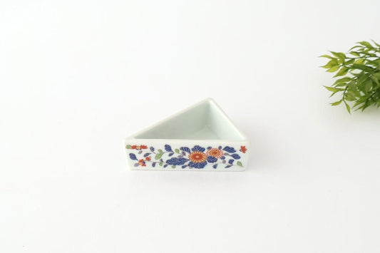 Rinkuro Kiln Triangle Bowl Chrysanthemum | Hasami Ware