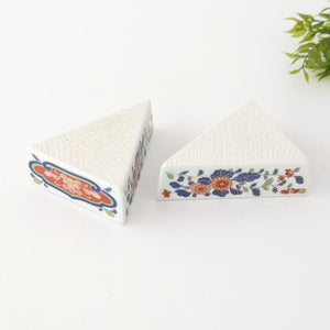 Rinkuro Kiln Triangle Bowl Chrysanthemum | Hasami Ware