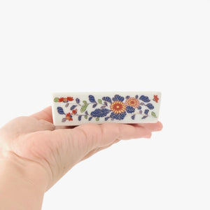 Rinkuro Kiln Triangle Bowl Chrysanthemum | Hasami Ware