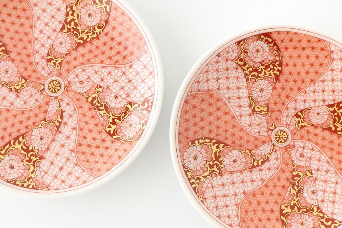 Kutani Art Sauce Plate Red-painted Floral Arabesque | Kutani Ware