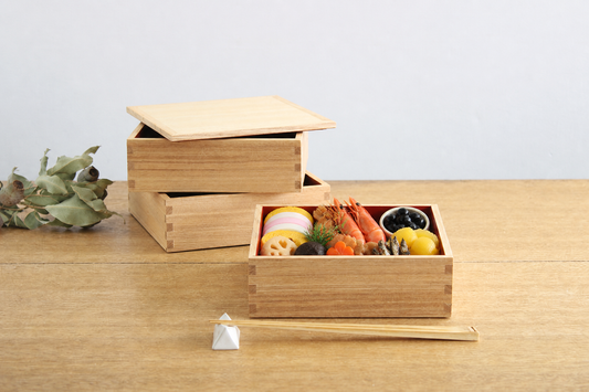 Matsuya Lacquerware Store Three-tiered Jyubako Bento Box Inner Vermilion 18cm/7.1in Unpainted Ash