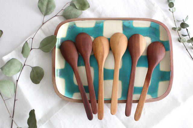 natural wood dinner spoon