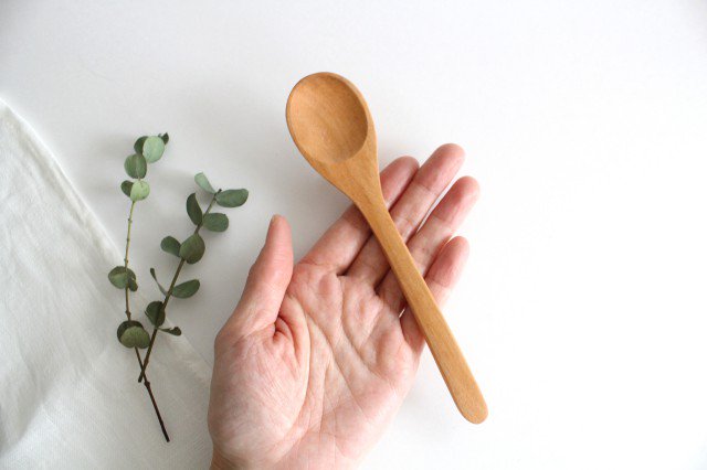 natural wood dinner spoon