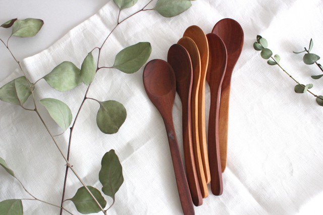 natural wood dinner spoon