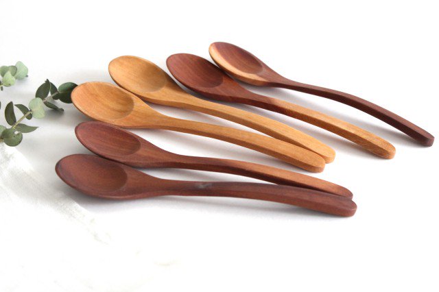 natural wood dinner spoon