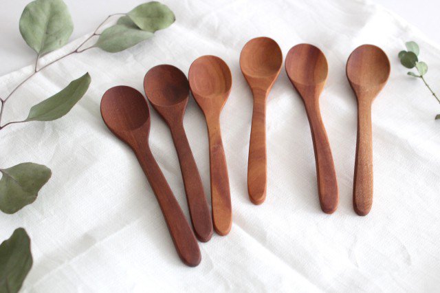 natural wooden dessert spoon