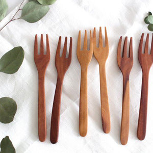 natural wooden dessert fork