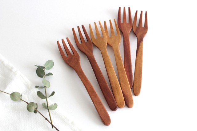 natural wooden dessert fork