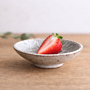 Sauce Plate Suna Karatsu Mishima | Mino Ware