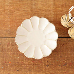 Chrysanthemum-shaped Small Plate White 12cm/4.7in | Mino Ware