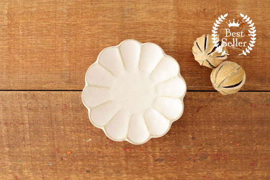 Chrysanthemum-shaped Small Plate White 12cm/4.7in | Mino Ware