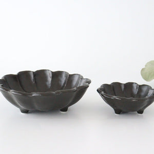 Small Bowl Black Chrysanthemum 9cm/3.5in | Kobachi Mino Ware