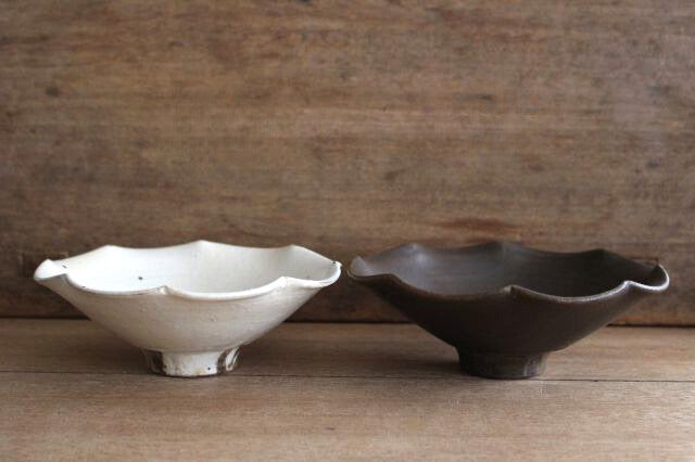 Furutani Seitosho Flower-shaped Small Bowl White  | Kobachi