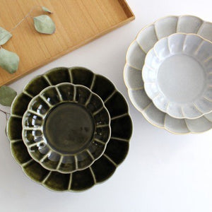 Koyo Kiln Chrysanthemum-shaped Small Bowl Olive | Kobachi Arita Ware