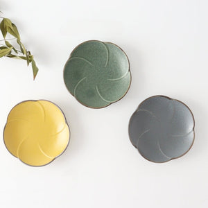 kei Sauce Plate Plum Blossom Green | Mino Ware