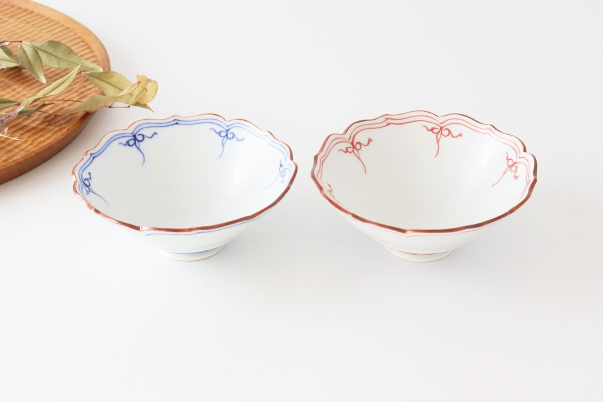 Bellflower-shaped Small Bowl Red | Kobachi Hasami Ware