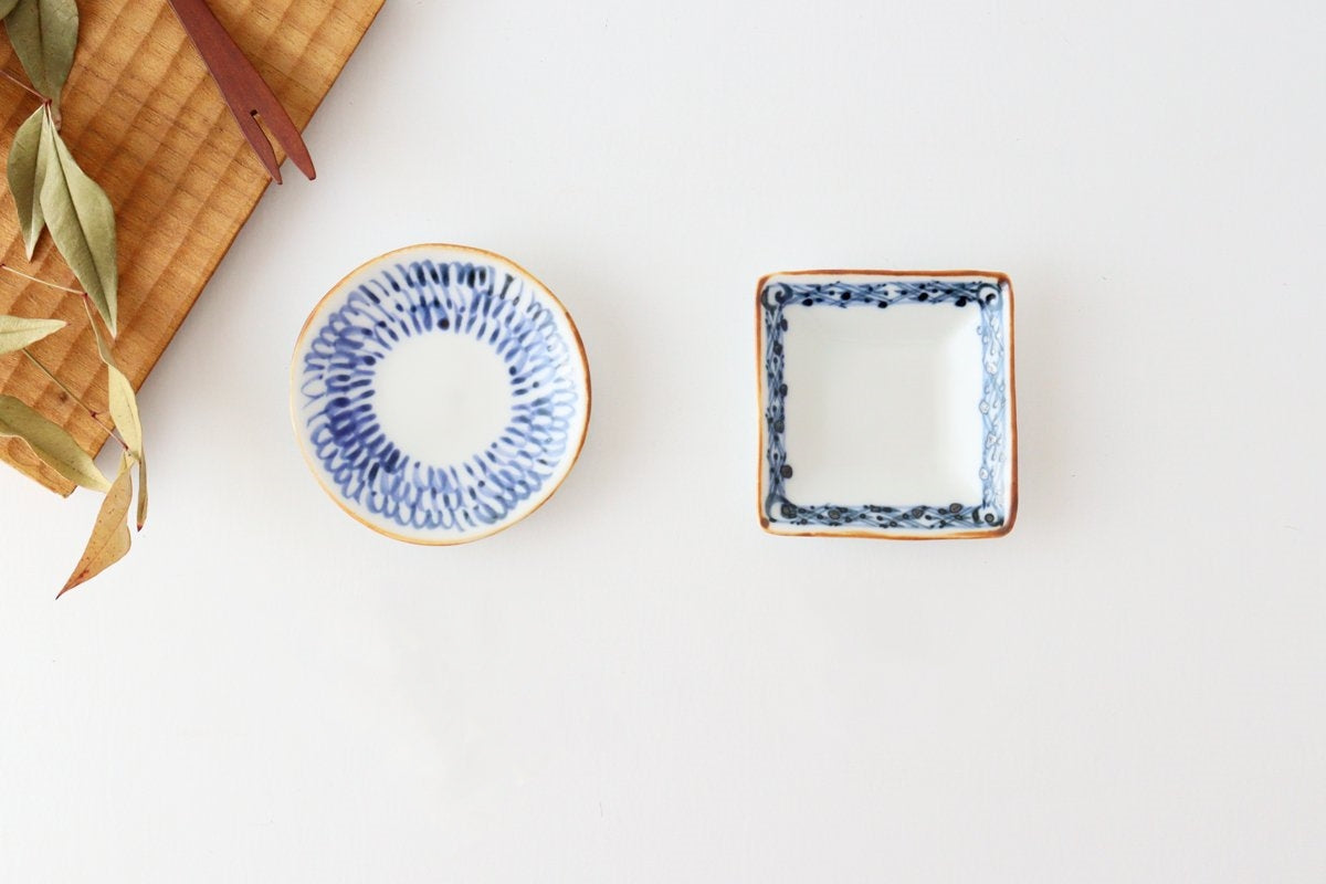 Square Sauce Plate Blue-lined Pattern | Arita Ware