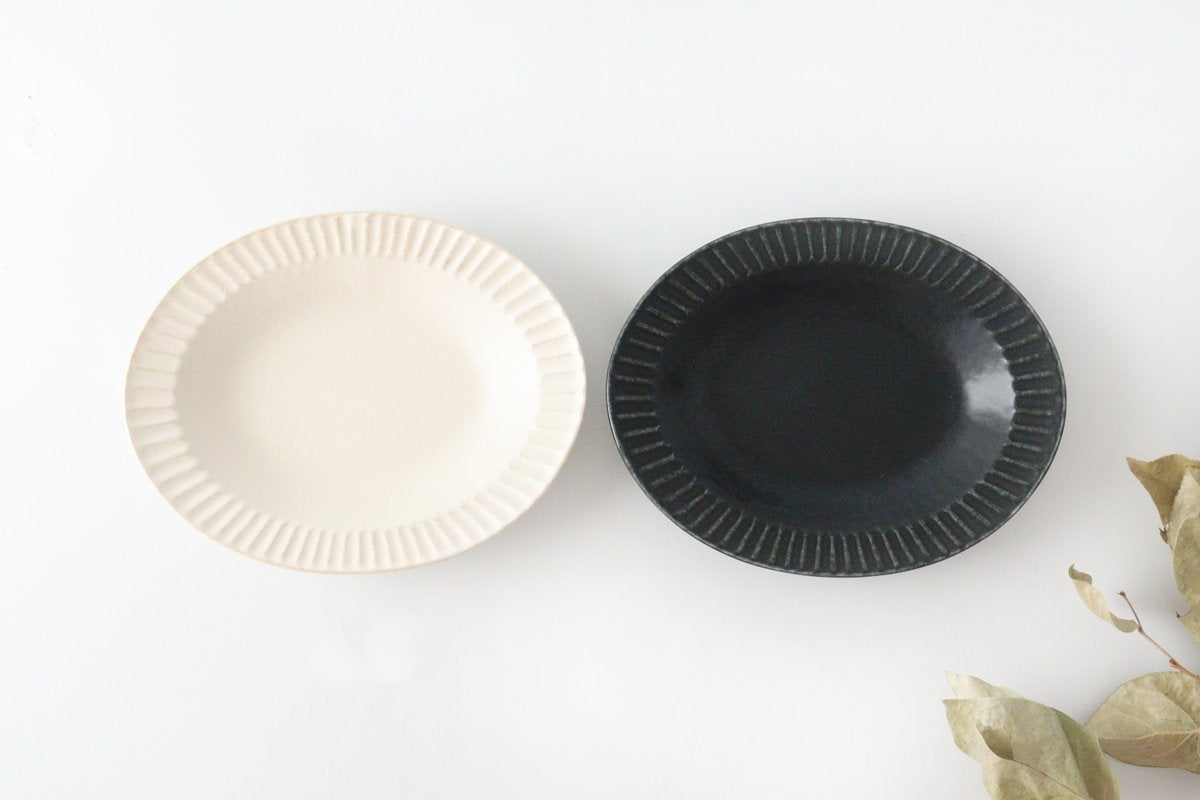 Oval Platter Chrysanthemum Black | Mino Ware